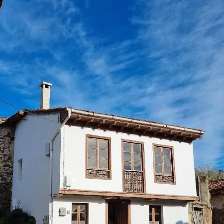 El Rinconin Del Sueve בקתה *